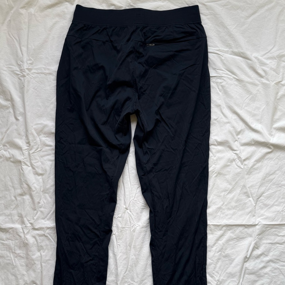 lululemon athletica Men’s Navy jogger